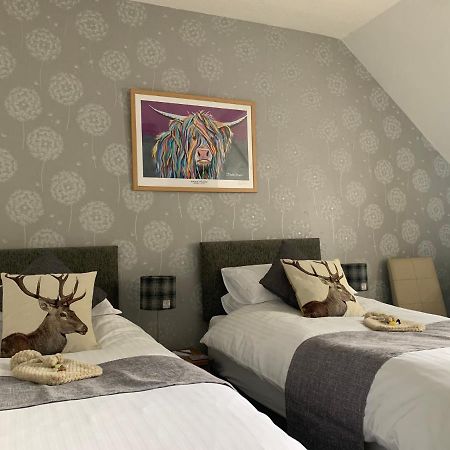 Morlea Bed & Breakfast Drumnadrochit Bagian luar foto